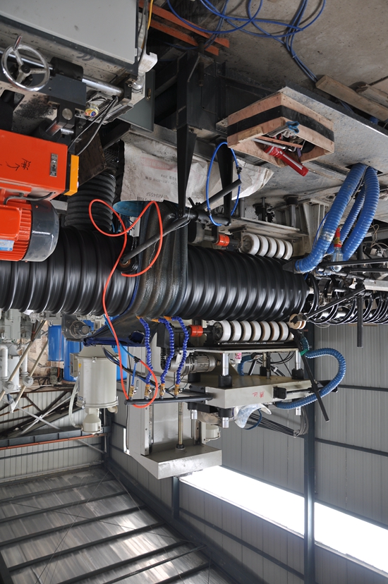 鋼帶增強(qiáng)聚乙烯（PE）螺旋波紋管 (13)